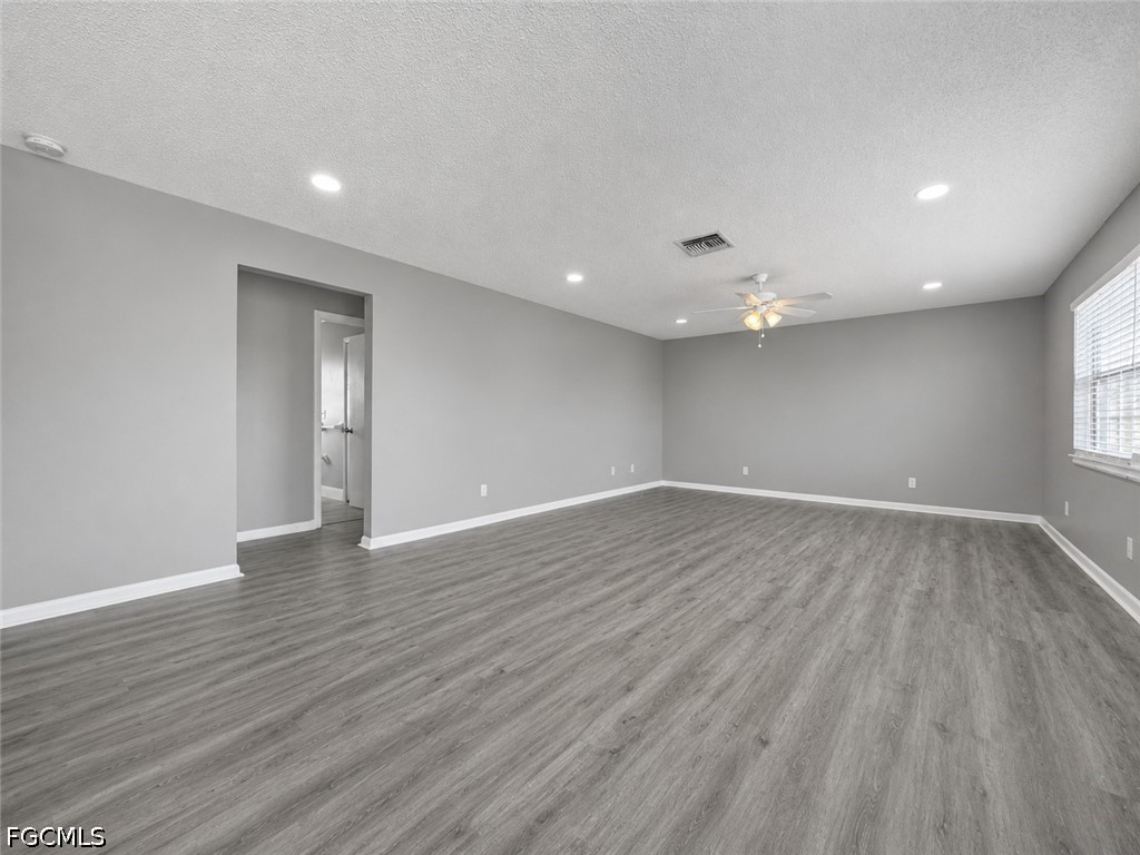 3509 SE 15th Place #3 Cape Coral FL 33904 2026025139 image2
