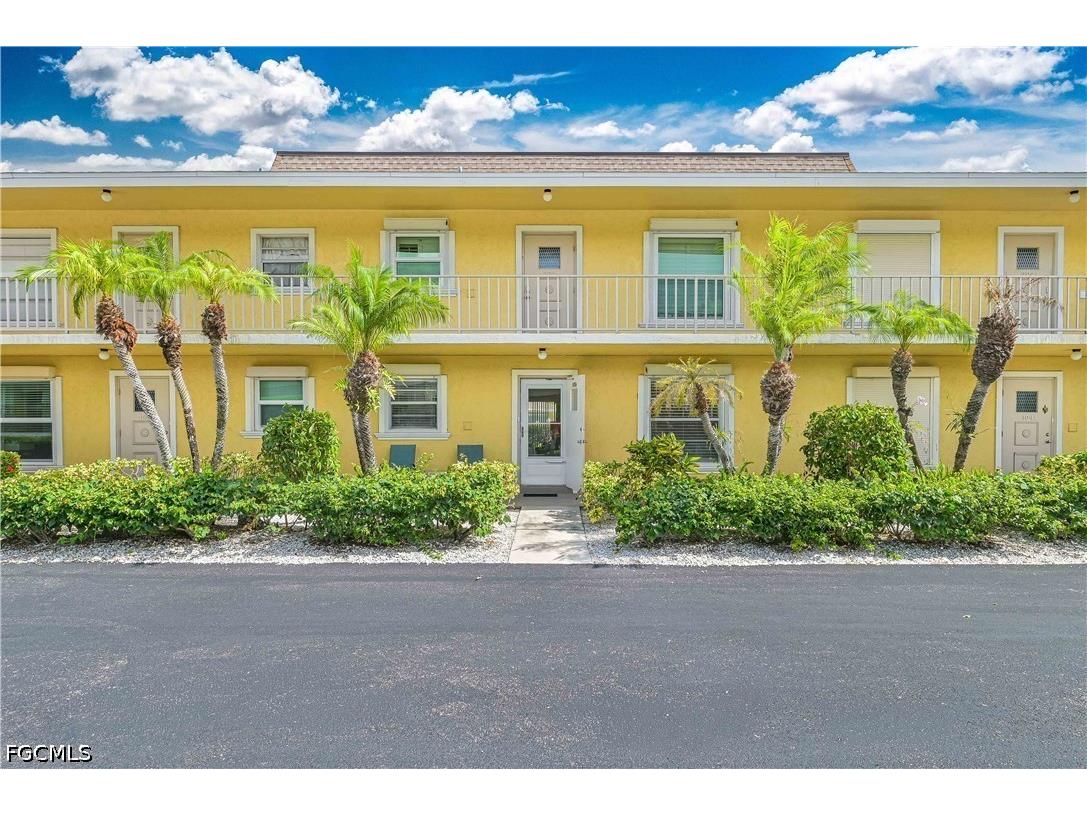 351 Charlemagne Boulevard #105A Naples FL 34112 2026031541 image1