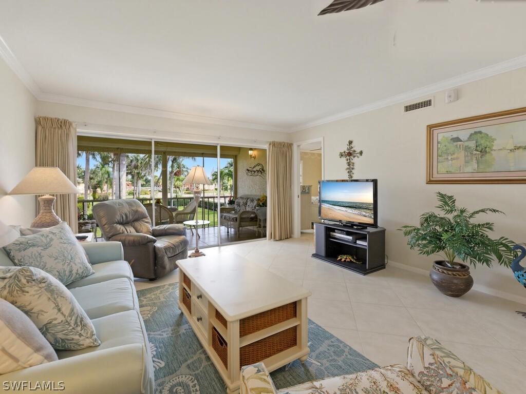351 Charlemagne Boulevard #B208 Naples FL 34112 226010936 image4
