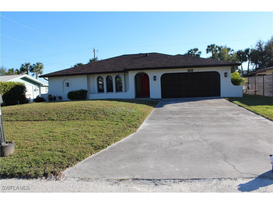 351 Lakeview Drive North Fort Myers FL 33917 224098543 image1