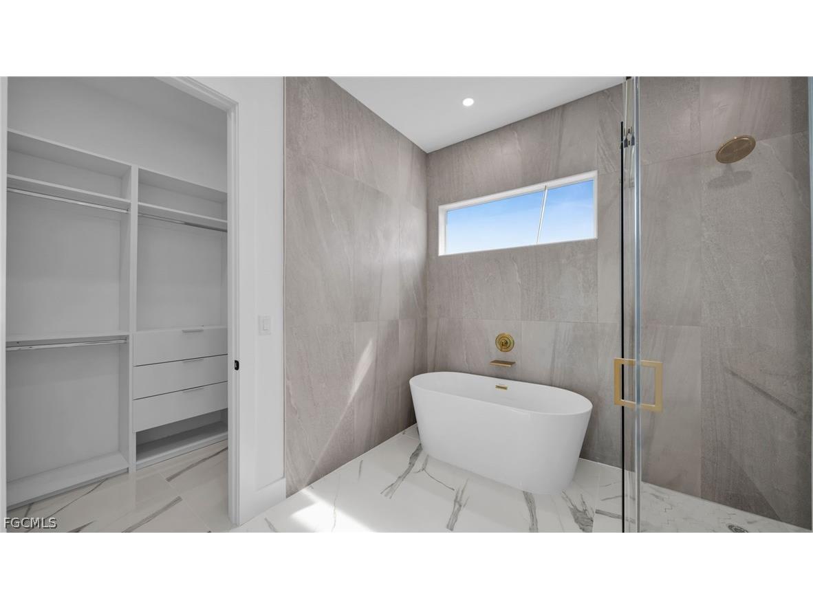 351 NE 25th Street Cape Coral FL 33909 2026007109 image18