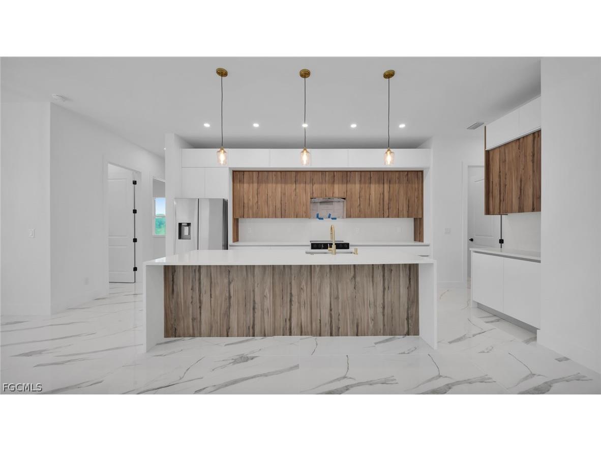 351 NE 25th Street Cape Coral FL 33909 2026007109 image6