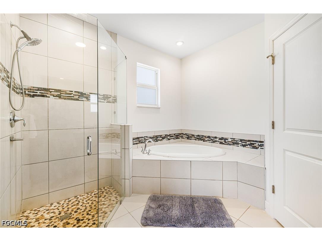 3510 NW 41st Place Cape Coral FL 33993 2026019031 image14