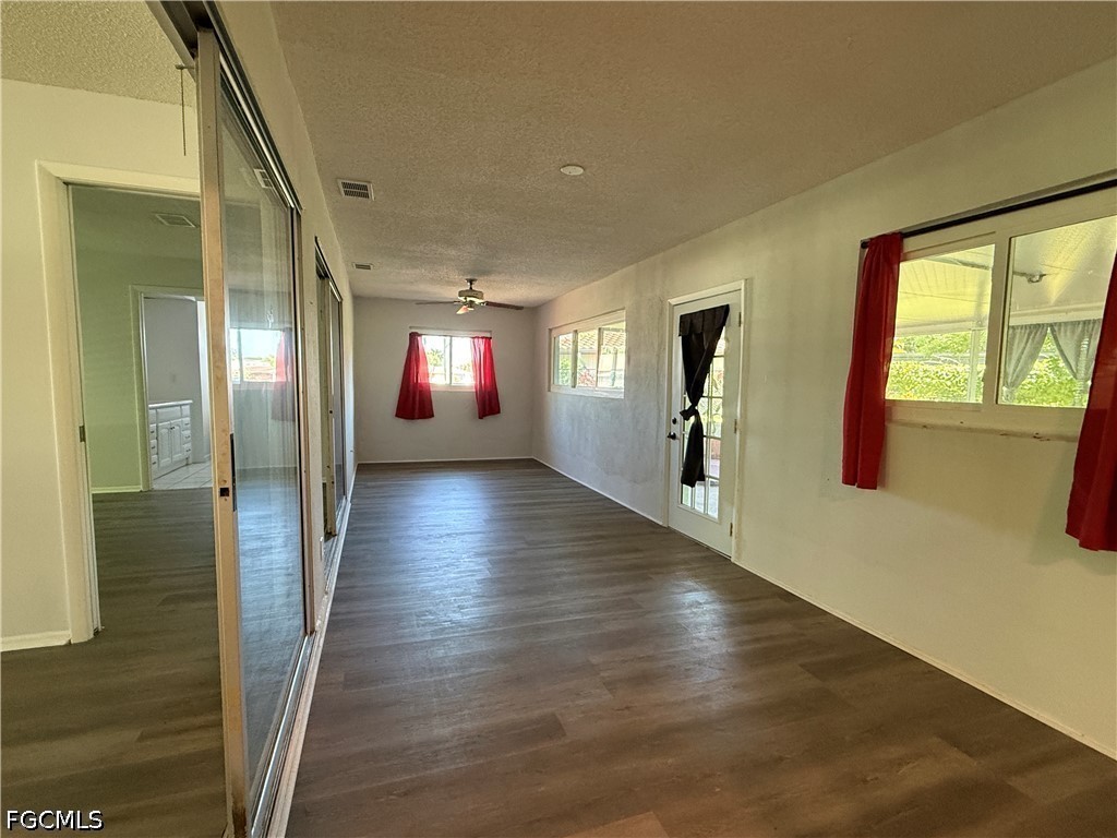 3510 SE 2nd Avenue Cape Coral FL 33904 2026026141 image7