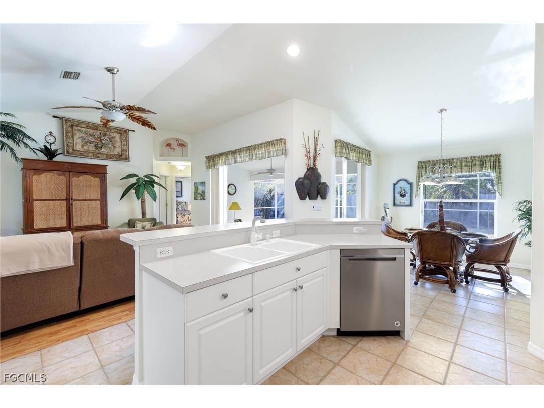 3510 SE 5th Place Cape Coral FL 33904 2026012601 image8