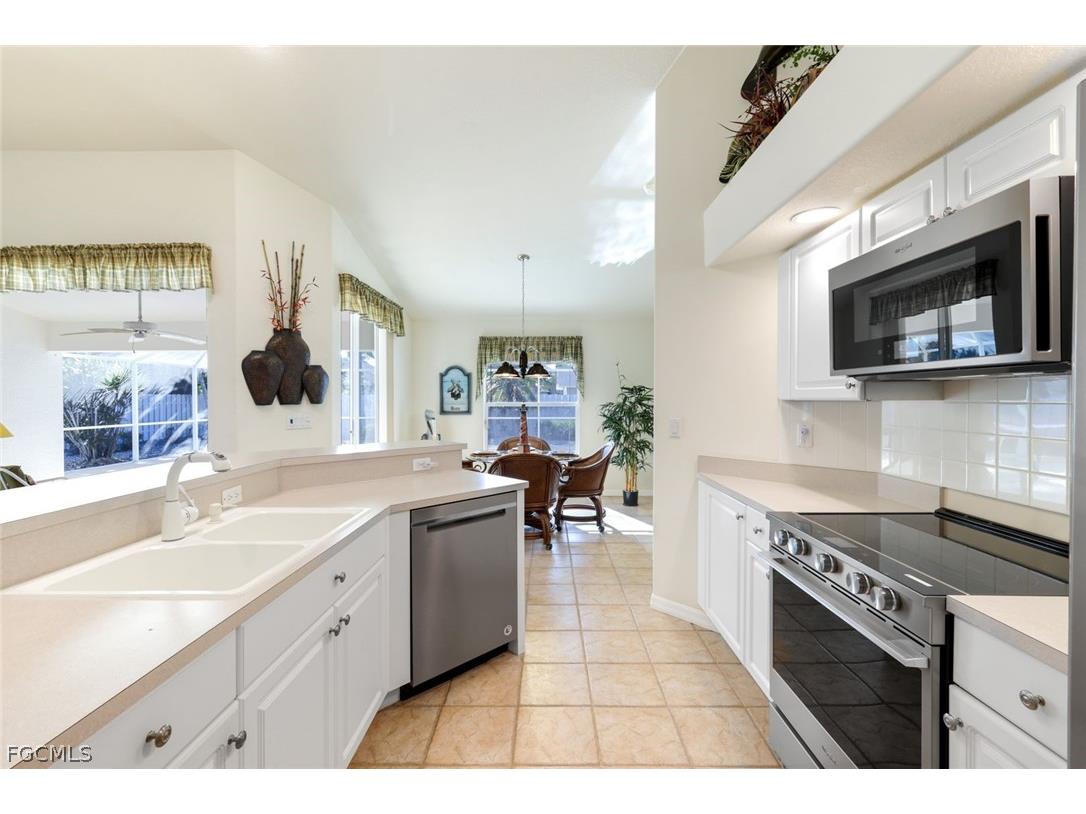 3510 SE 5th Place Cape Coral FL 33904 2026012601 image9