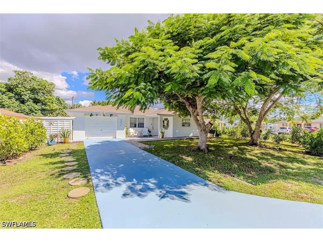 3511 Caloosa Street Naples FL 34112 226025847 image1