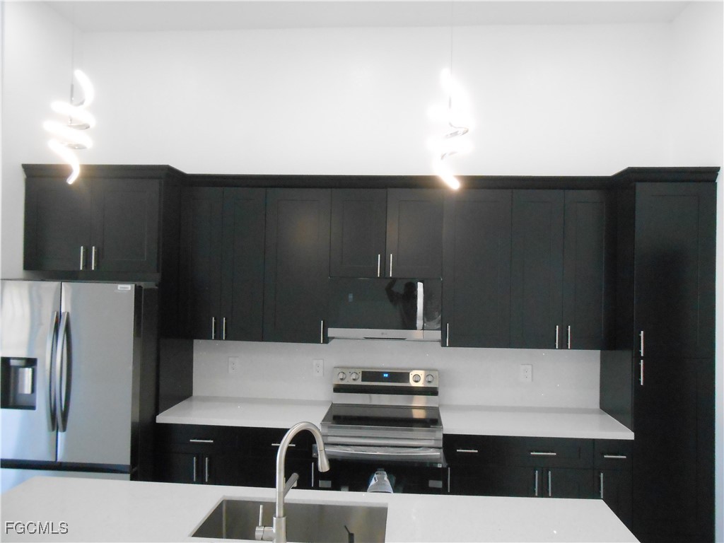 3512 2nd Street W Lehigh Acres FL 33971 2026000716 image5