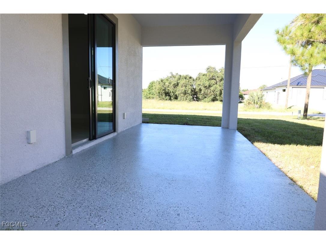 3512 9th Street W Lehigh Acres FL 33971 2025015935 image28