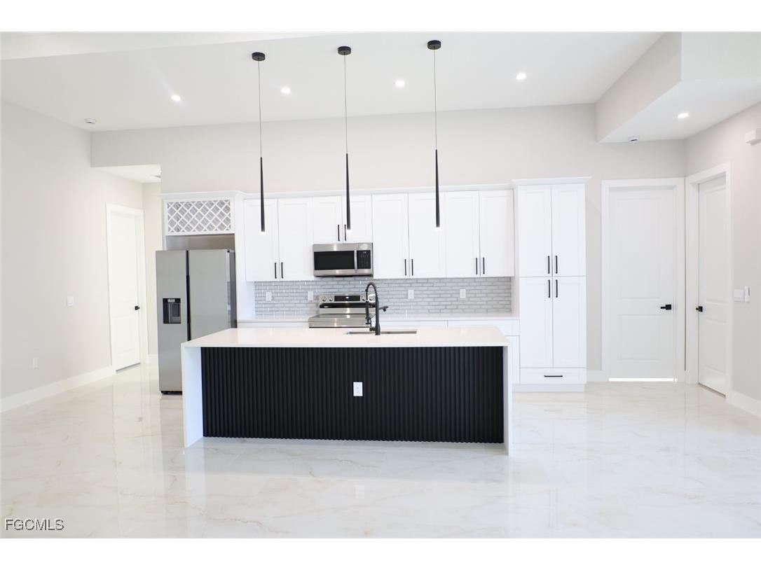 3512 9th Street W Lehigh Acres FL 33971 2025015935 image6