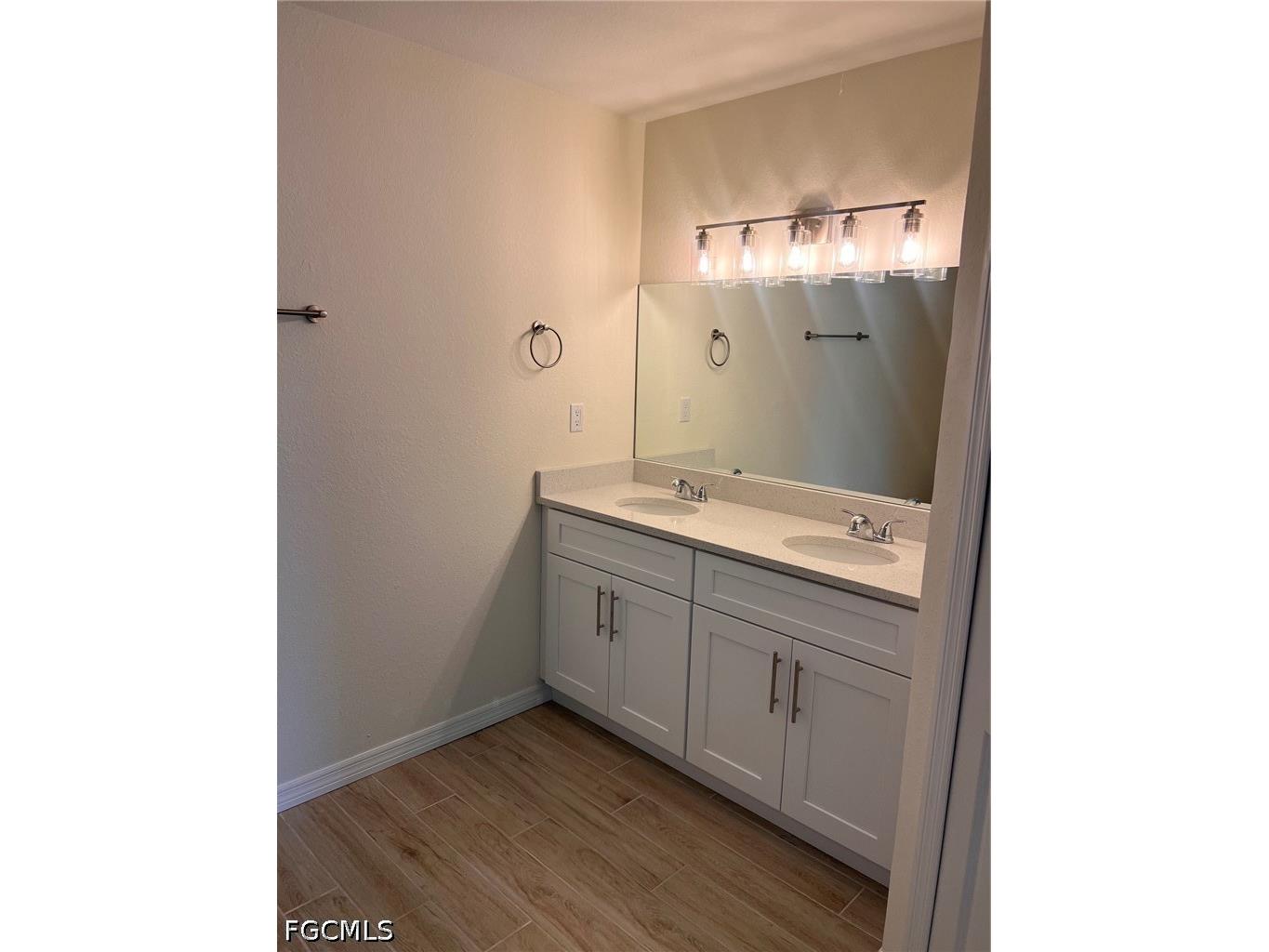 3512 NE 17th Place Cape Coral FL 33909 2026026570 image7