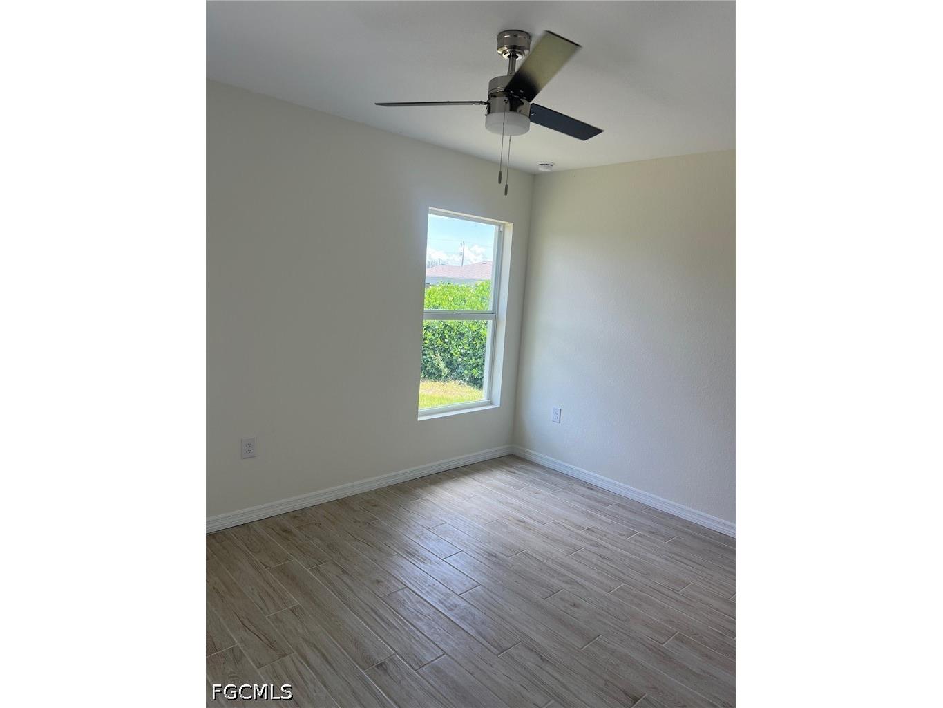 3512 NE 17th Place Cape Coral FL 33909 2026026570 image9