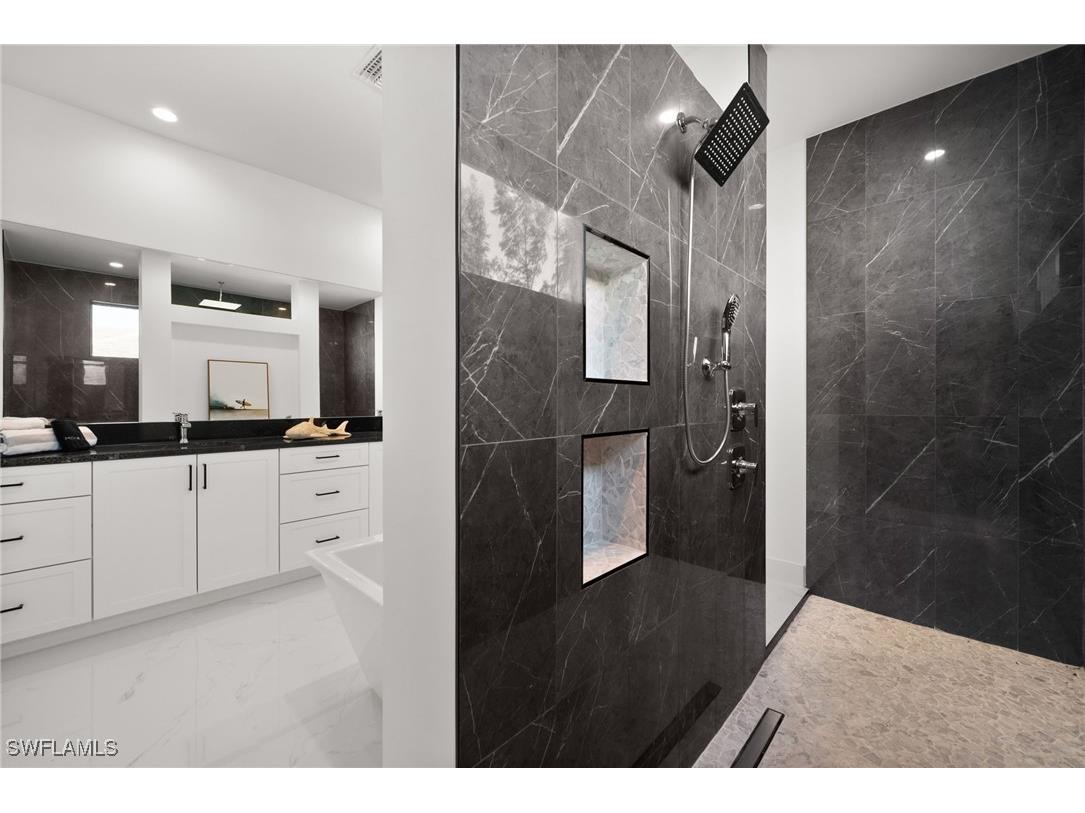 3512 Surfside Boulevard Cape Coral FL 33914 225010880 image30