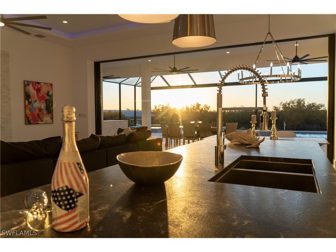 3512 Surfside Boulevard Cape Coral FL 33914 226006507 image5