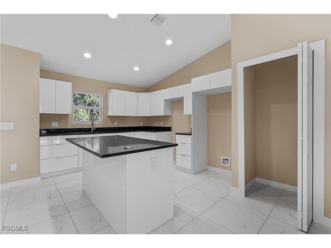 3513 NE 17th Place Cape Coral FL 33909 2026003264 image11