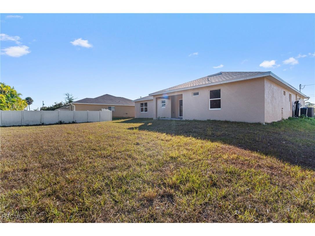 3513 NE 17th Place Cape Coral FL 33909 2026003264 image32