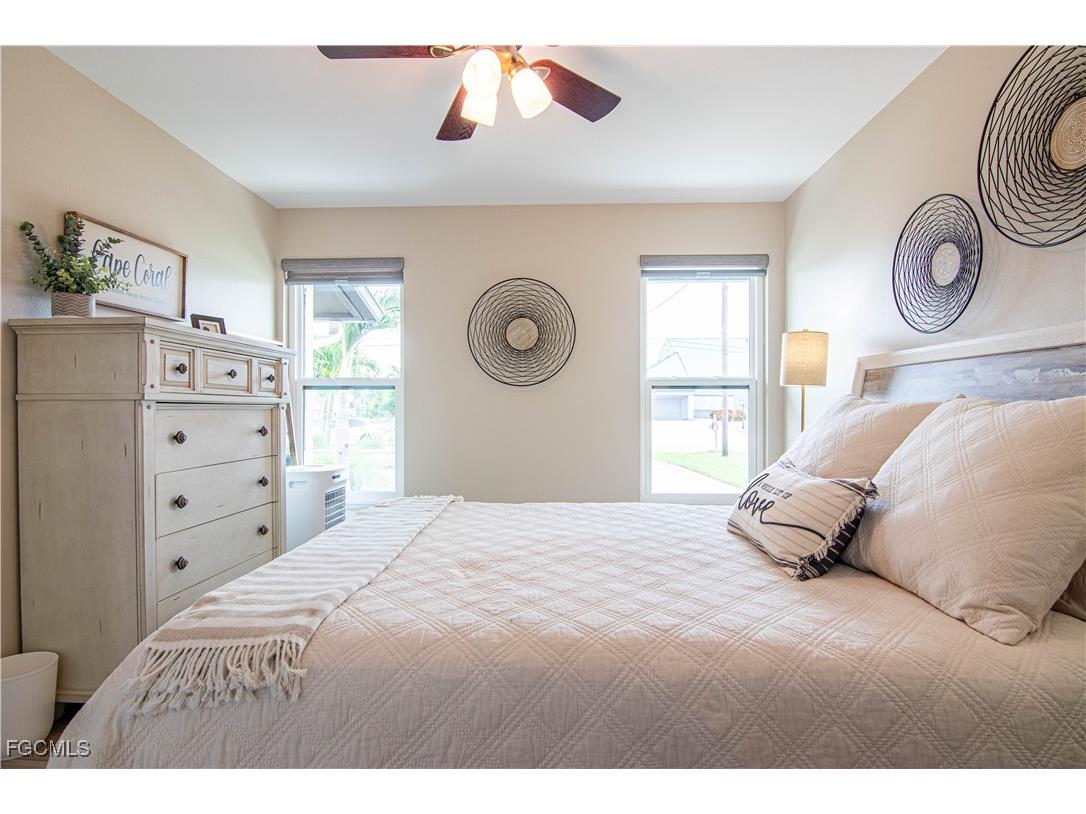 3514 SE 22nd Place Cape Coral FL 33904 2025008073 image16