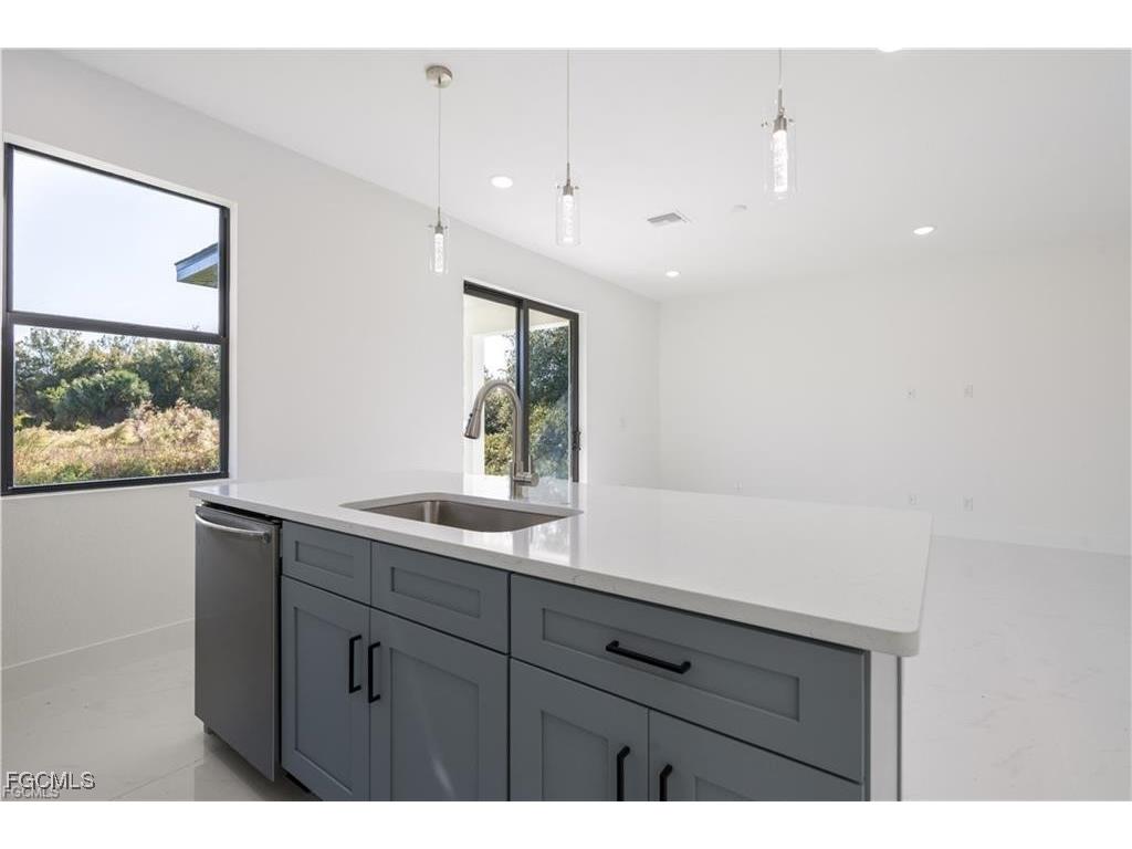 3515 69th Street W Lehigh Acres FL 33971 2025020252 image5