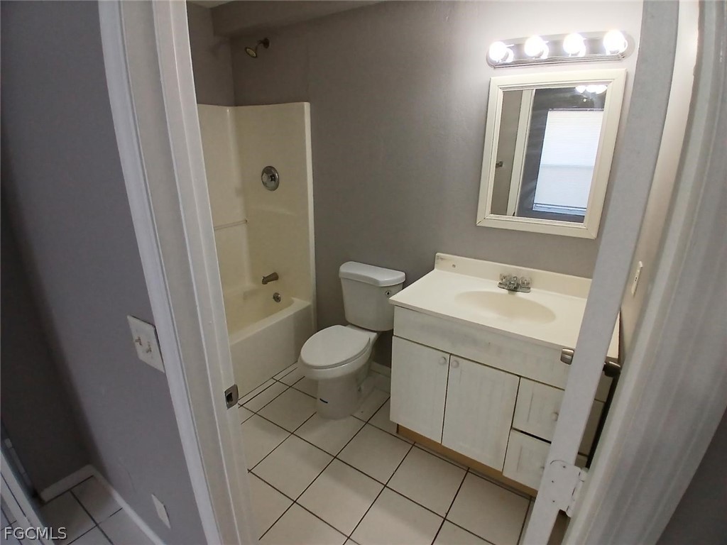 3516 Dora Street Fort Myers FL 33916 2026012266 image9