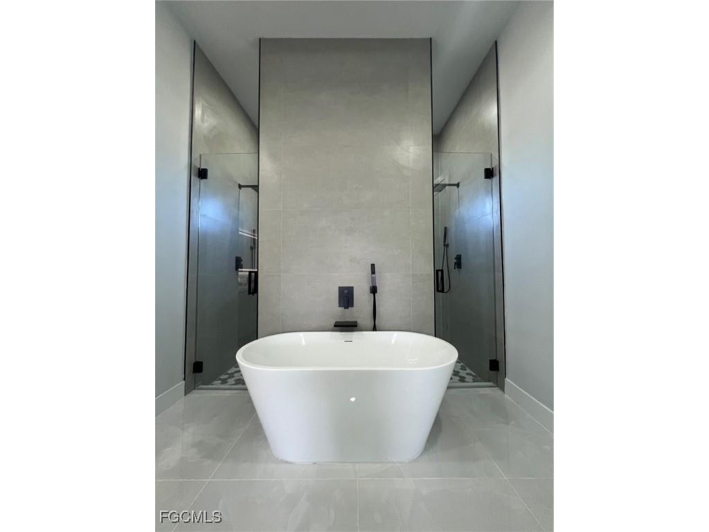 3516 NW 9th Terrace Cape Coral FL 33993 2025022561 image14