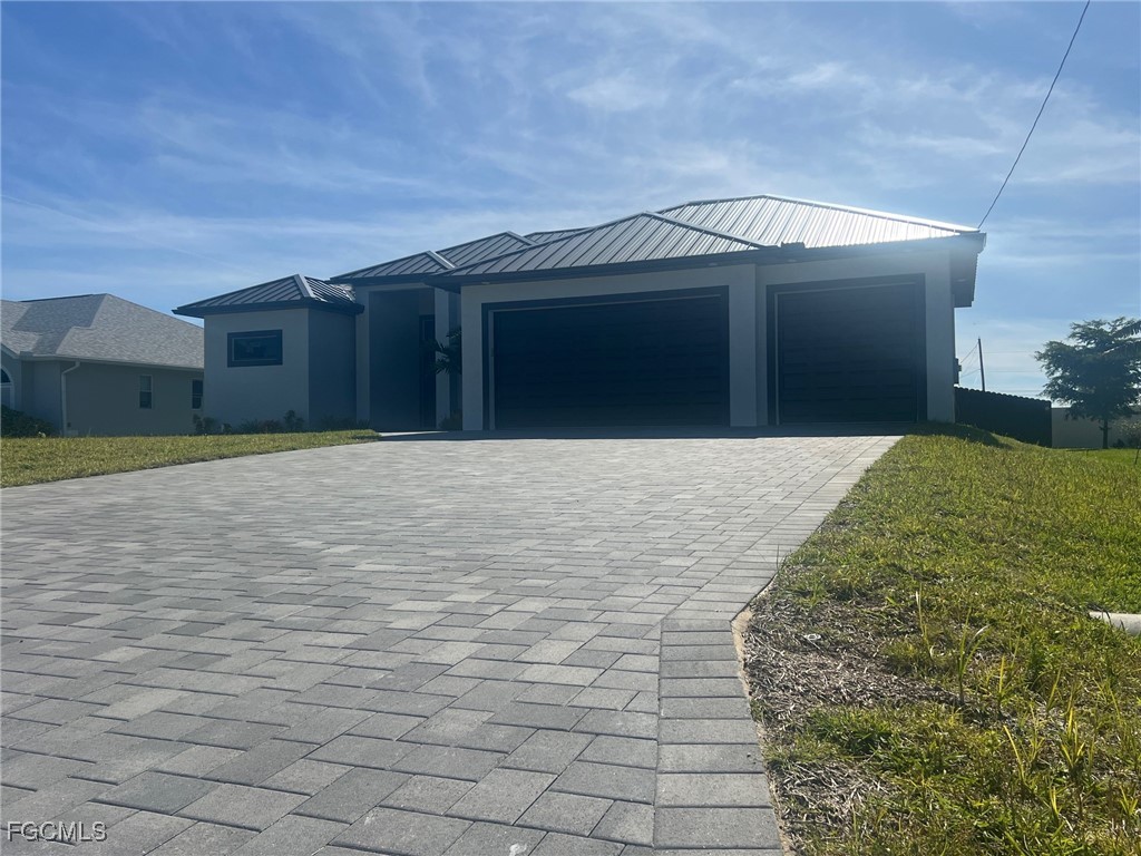 3516 NW 9th Terrace Cape Coral FL 33993 2025022561 image2