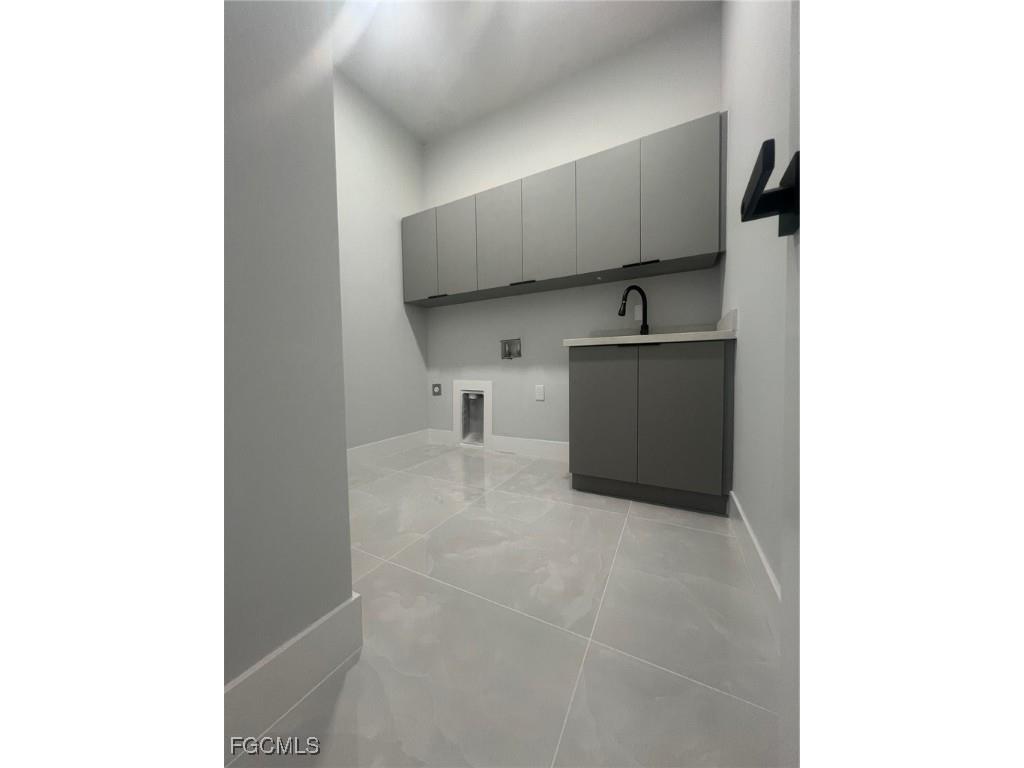 3516 NW 9th Terrace Cape Coral FL 33993 2025022561 image33