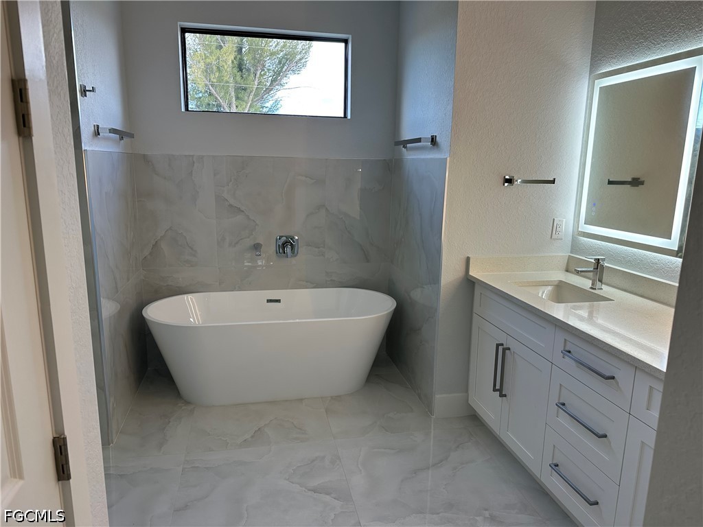 3516 SW 3rd Street Cape Coral FL 33991 2026015292 image16