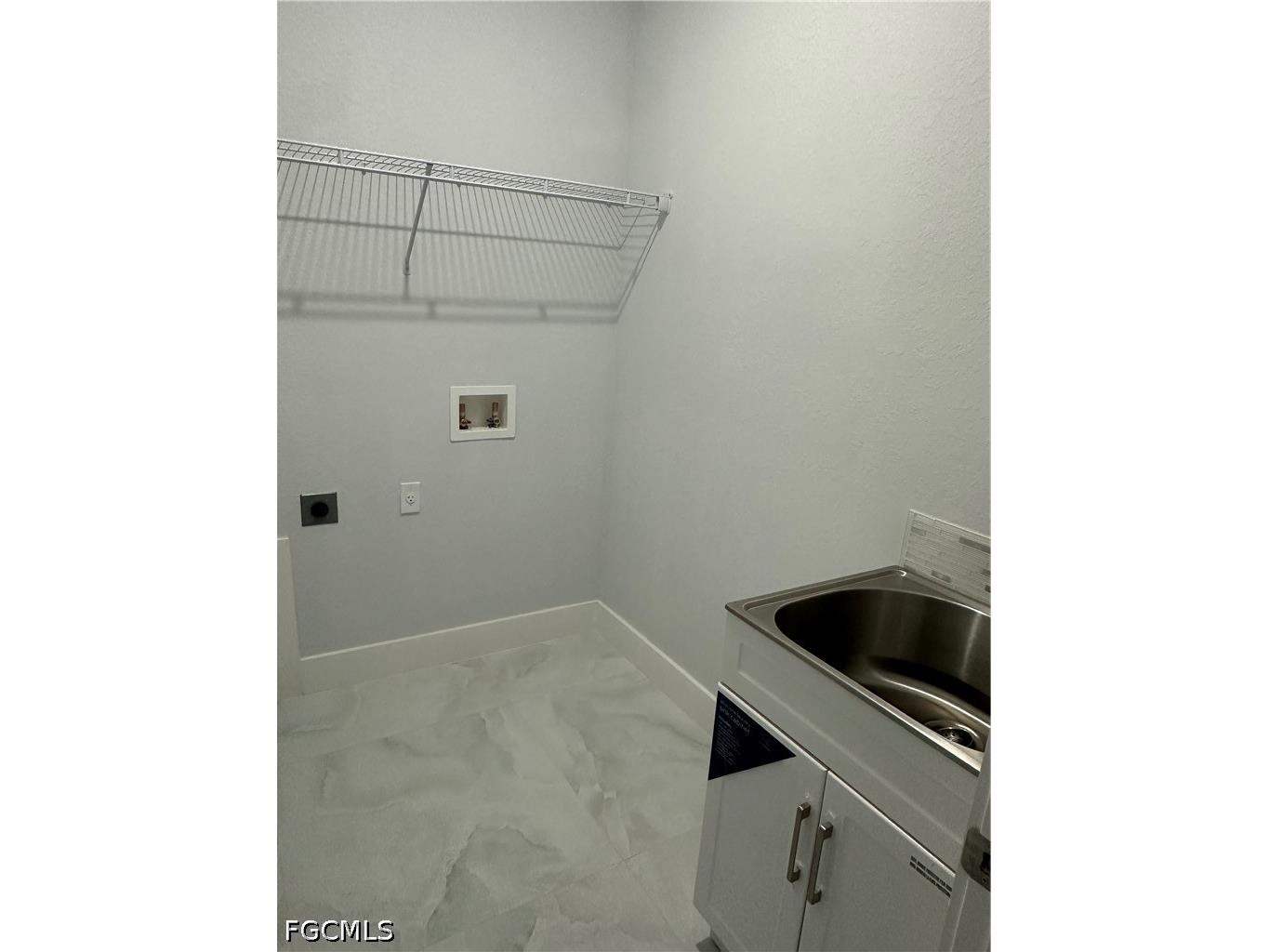3516 SW 3rd Street Cape Coral FL 33991 2026015292 image6