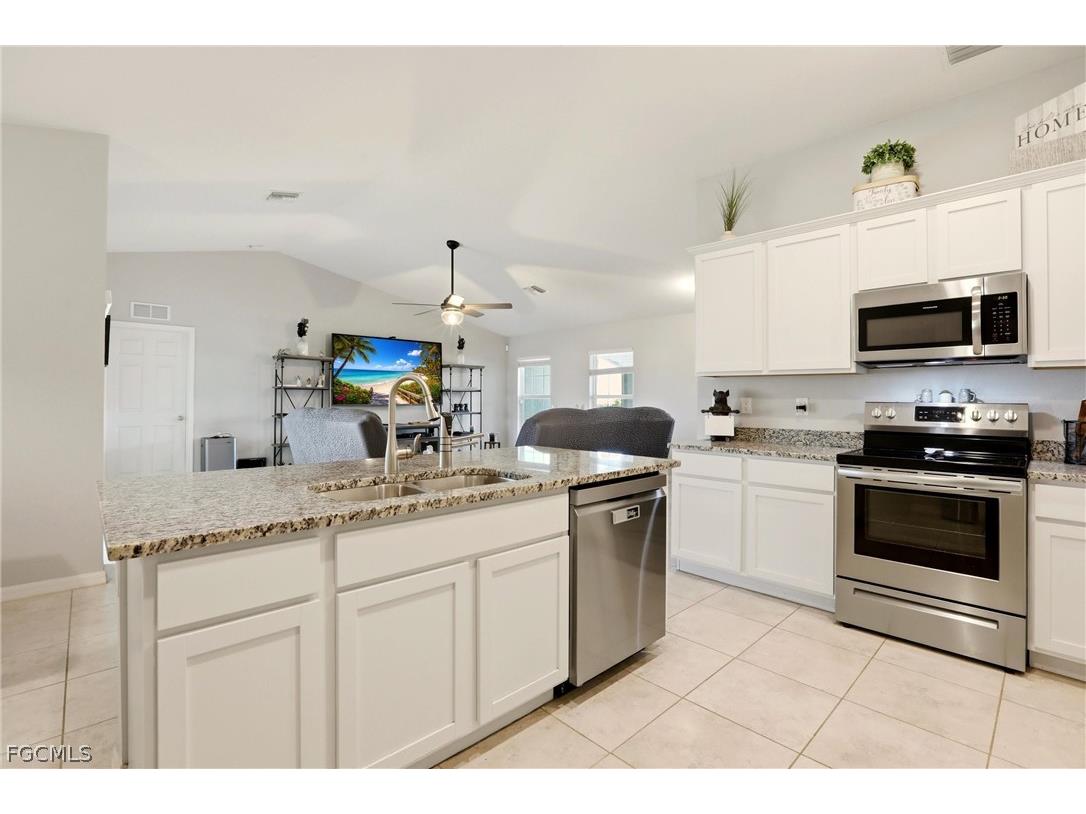 3516 SW 8th Place Cape Coral FL 33914 2026011586 image16