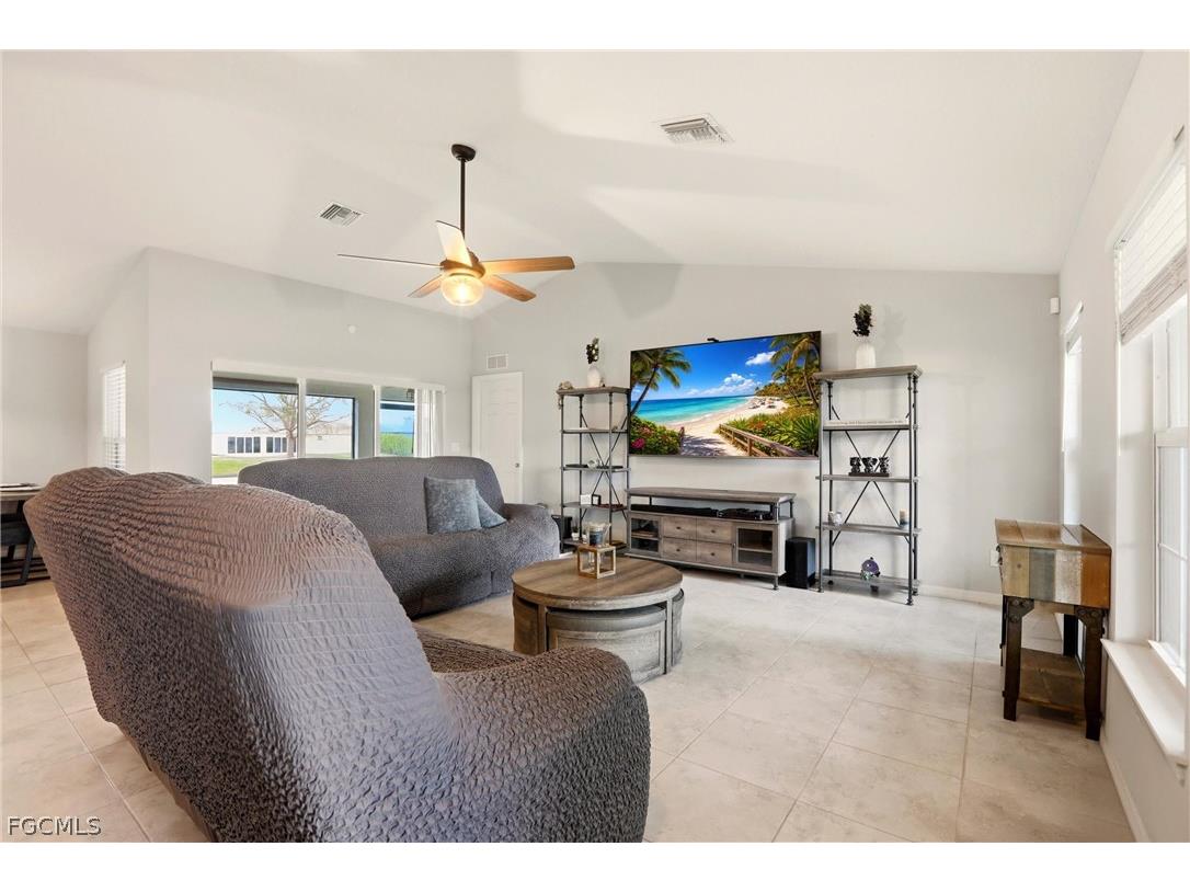 3516 SW 8th Place Cape Coral FL 33914 2026011586 image9