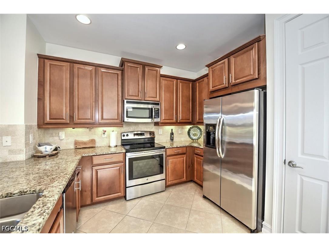3517 Crosswater Drive North Fort Myers FL 33917 2026028911 image2