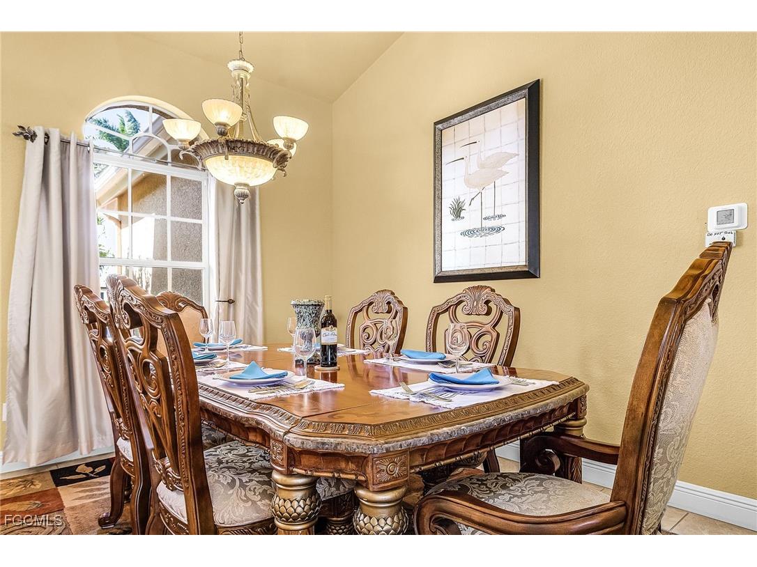 3517 SE 18th Avenue Cape Coral FL 33904 2025023396 image8