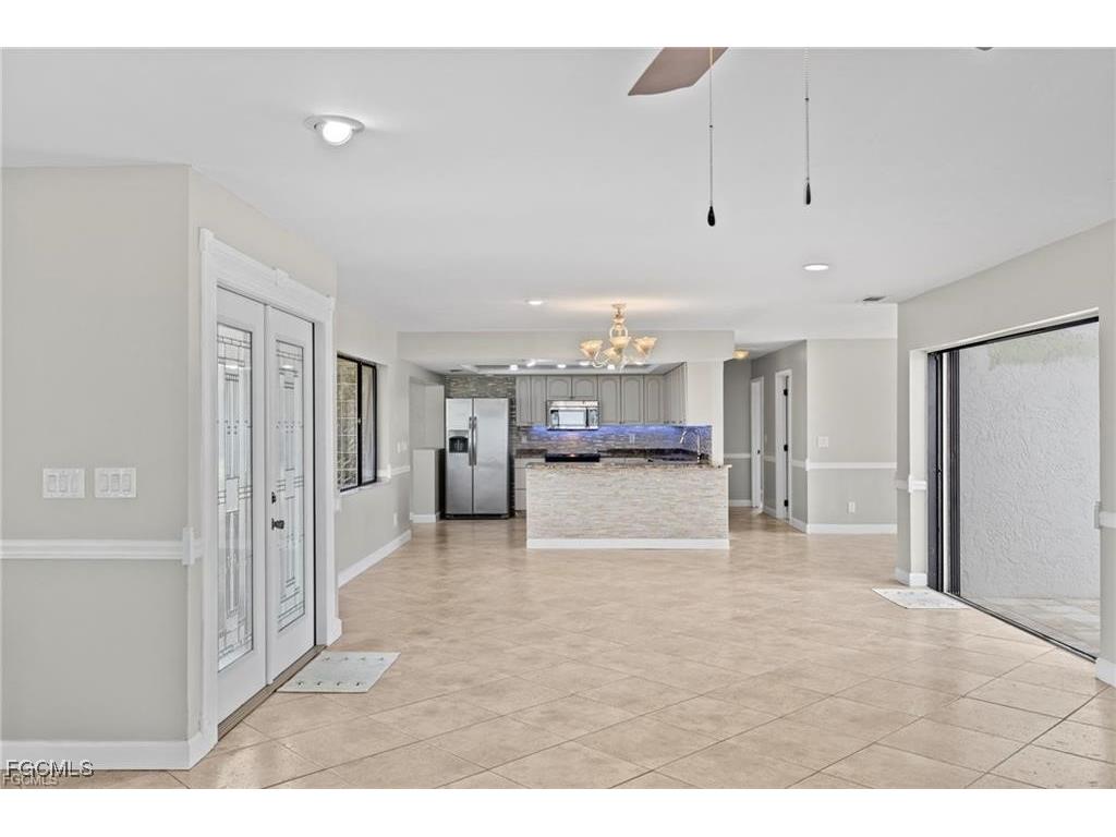 3518 Pelican Boulevard Cape Coral FL 33914 2025015870 image8