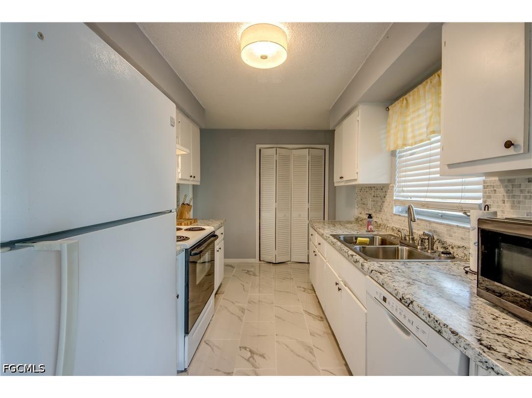3518 SE 8th Place Cape Coral FL 33904 2026022672 image12