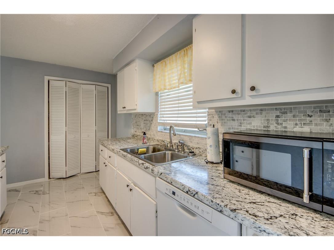 3518 SE 8th Place Cape Coral FL 33904 2026022672 image13