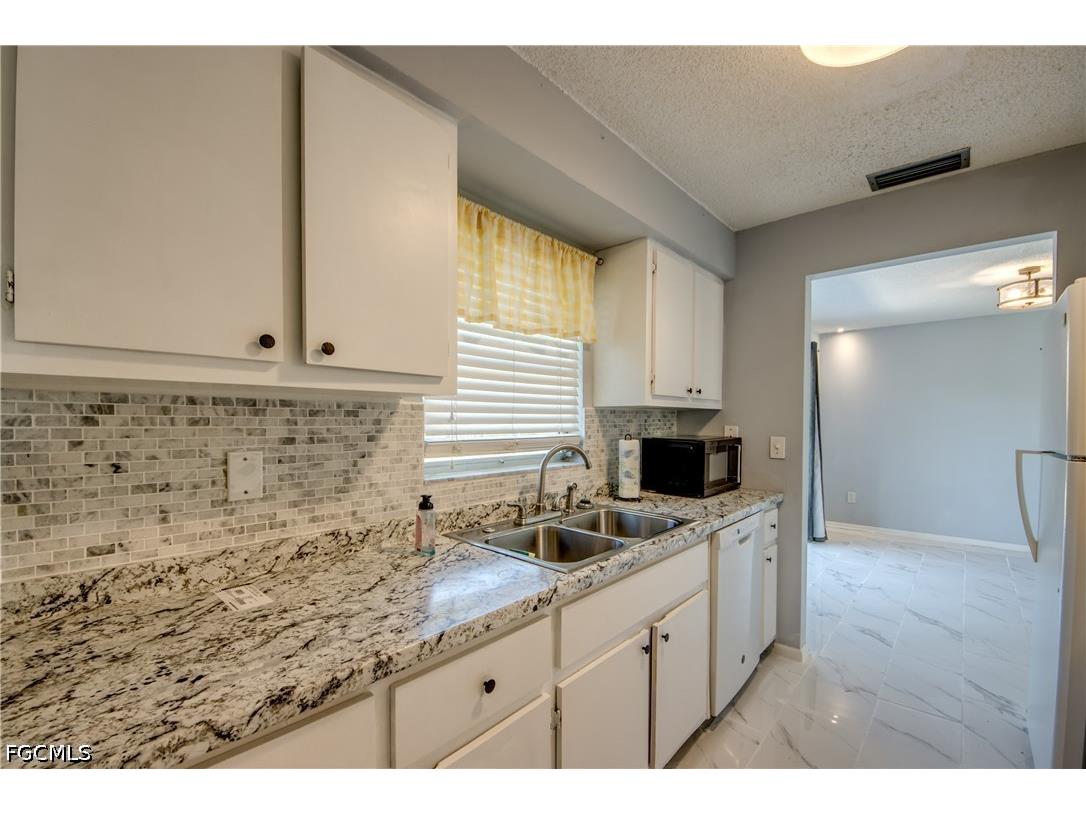 3518 SE 8th Place Cape Coral FL 33904 2026022672 image16