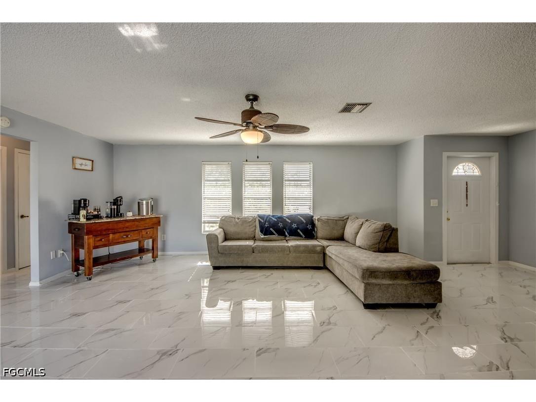 3518 SE 8th Place Cape Coral FL 33904 2026022672 image8