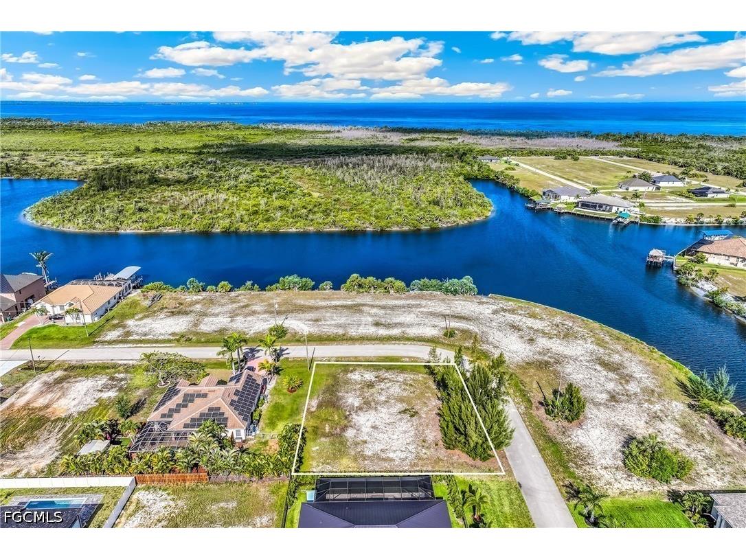 3519 NW 46th Place Cape Coral FL 33993 2026018568 image1