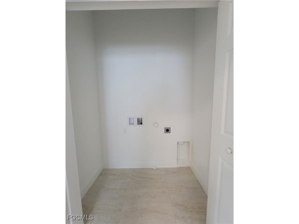 3519 SW Santa Barbara Place #30 Cape Coral FL 33914 2025023756 image26