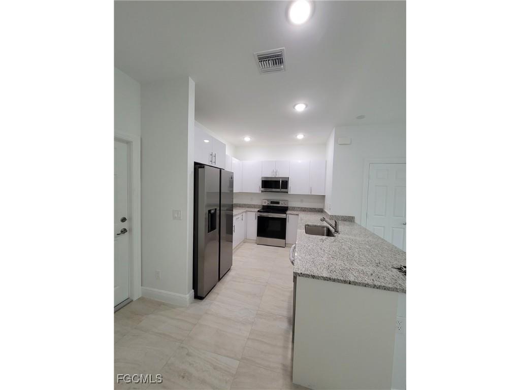3519 SW Santa Barbara Place #30 Cape Coral FL 33914 2025023756 image7
