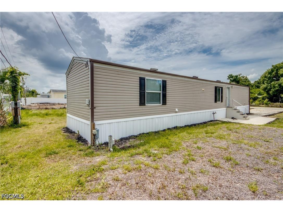352 Sacramento Street North Fort Myers FL 33903 2026021661 image2