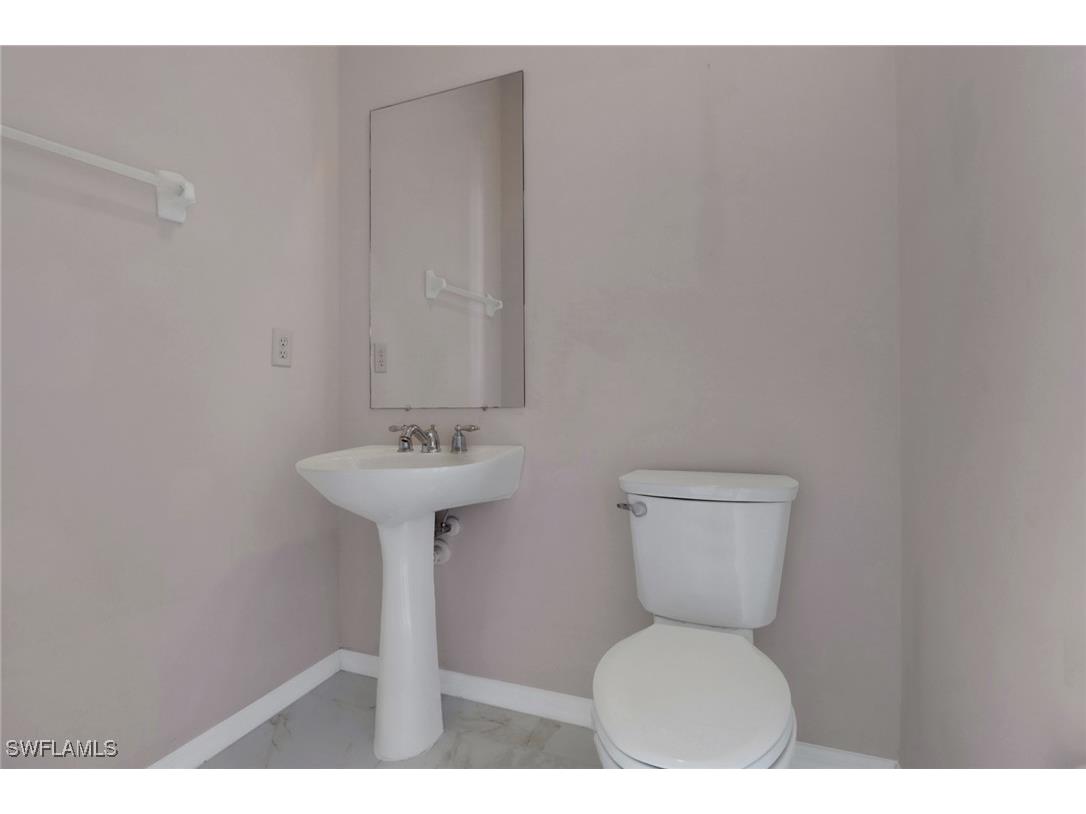 3520 Lansing Loop #203 Estero FL 33928 225069776 image18