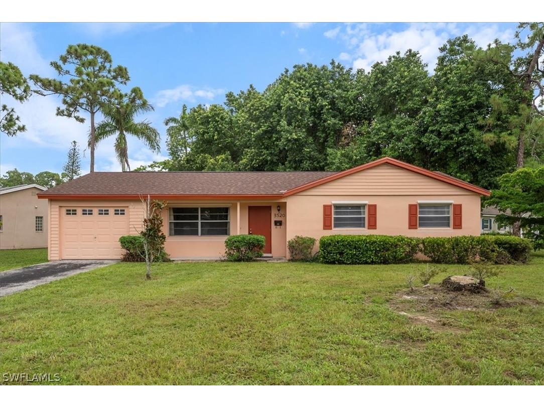 3520 Malaga Way Naples FL 34105 224058759 image1