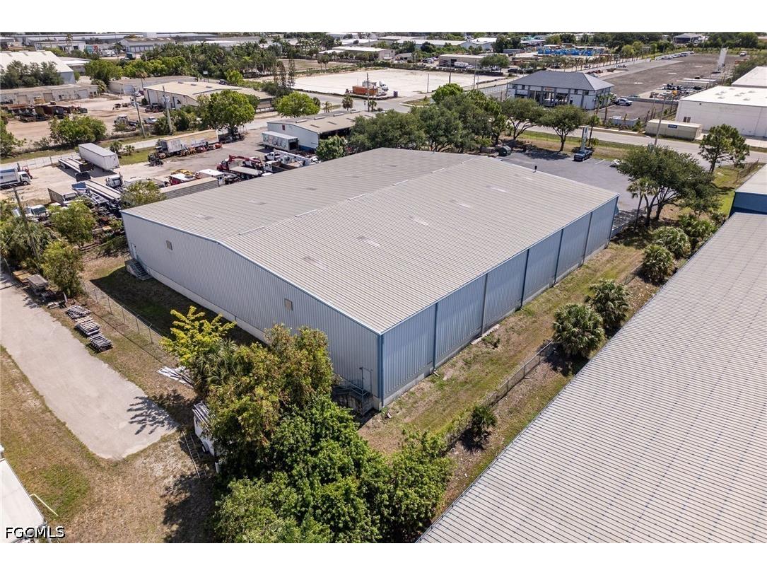 3520 Old Metro Parkway Fort Myers FL 33916 2026023658 image9