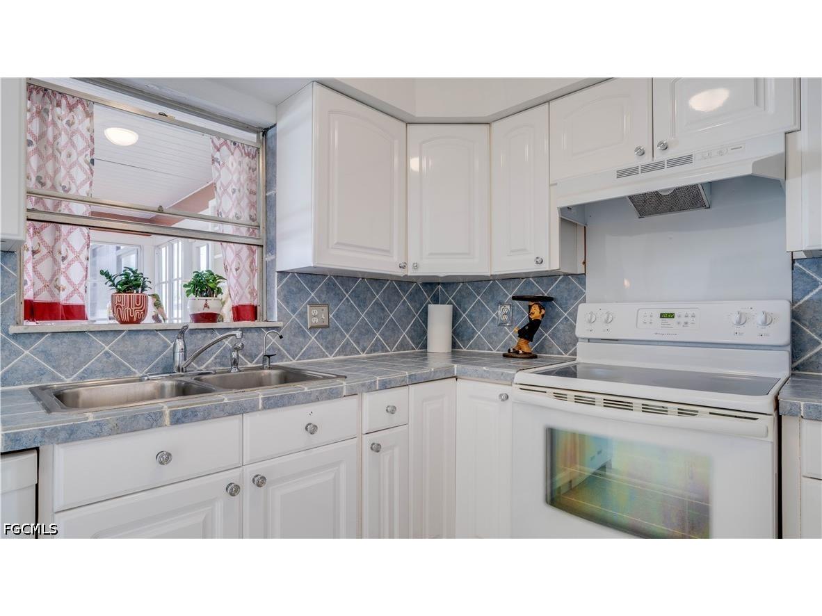 3520 SE 3rd Place Cape Coral FL 33904 2026018538 image16