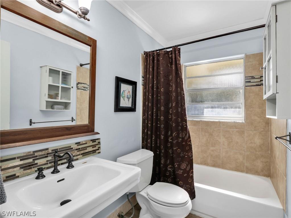 3523 Santiago Way Naples FL 34105 226009145 image28