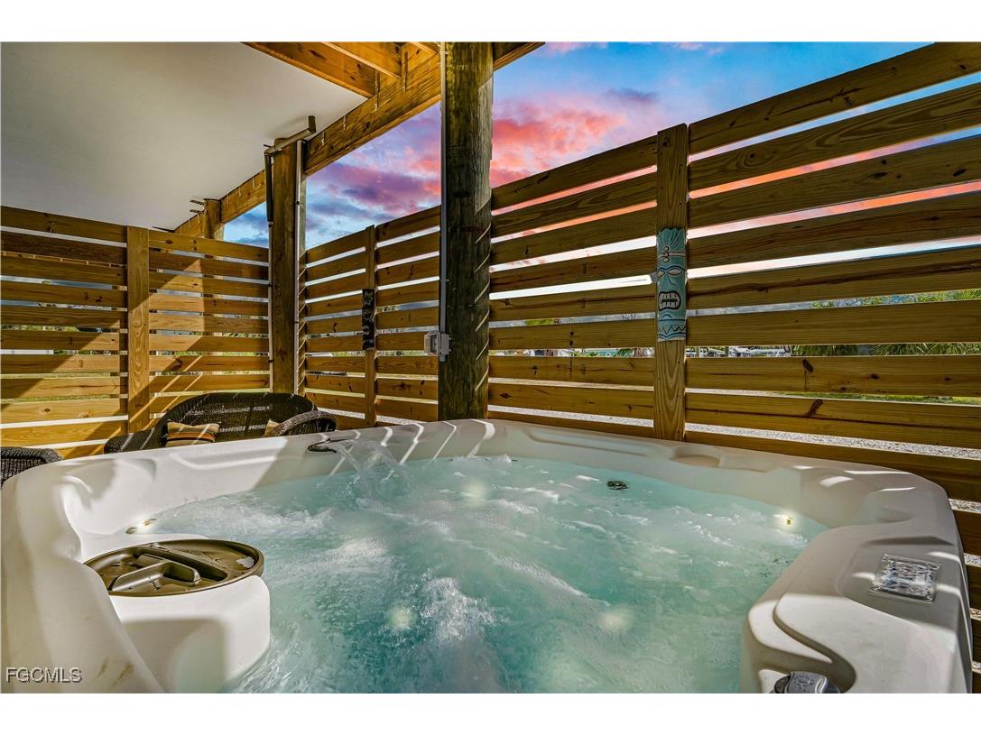 3524 5th Avenue Saint James City FL 33956 2025020927 image1