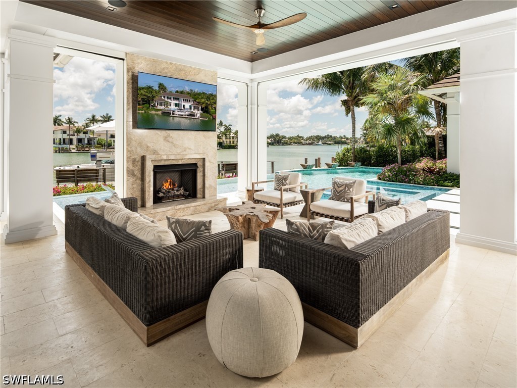 3525 Fort Charles Drive Naples FL 34102 226018564 image16