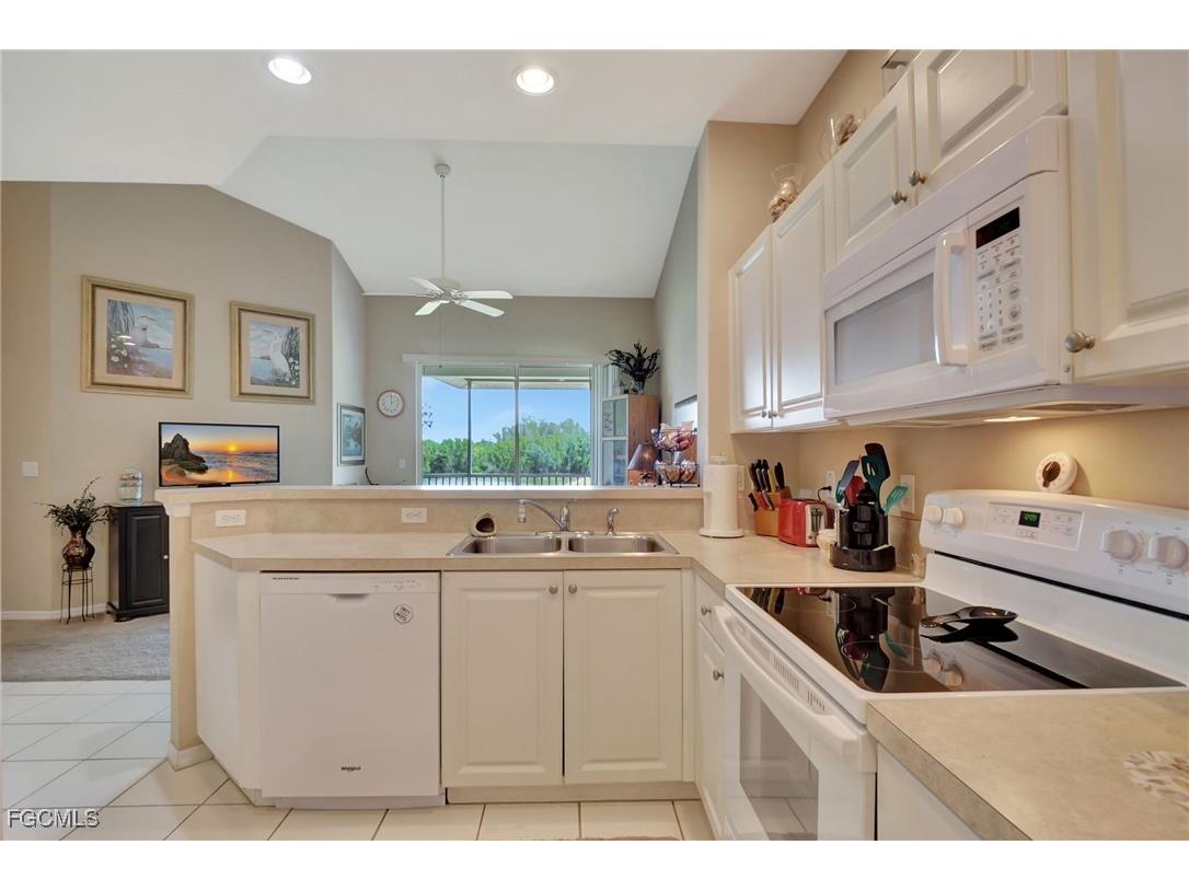 3525 Milan Drive #203 Fort Myers FL 33916 2025013781 image11