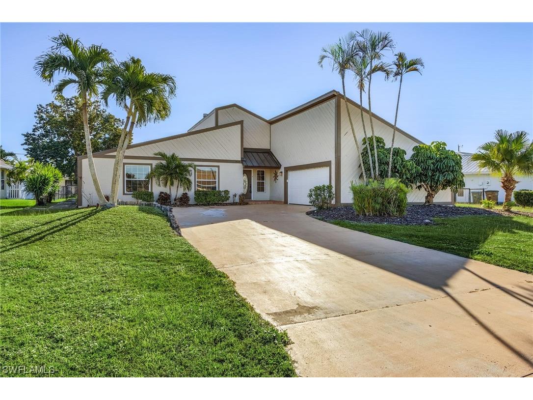 3525 SE 2nd Place Cape Coral FL 33904 224010015 image1